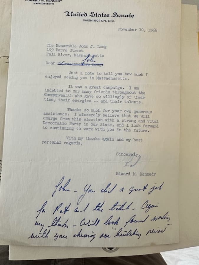 Handwritten note from Senator Edward M. Kennedy